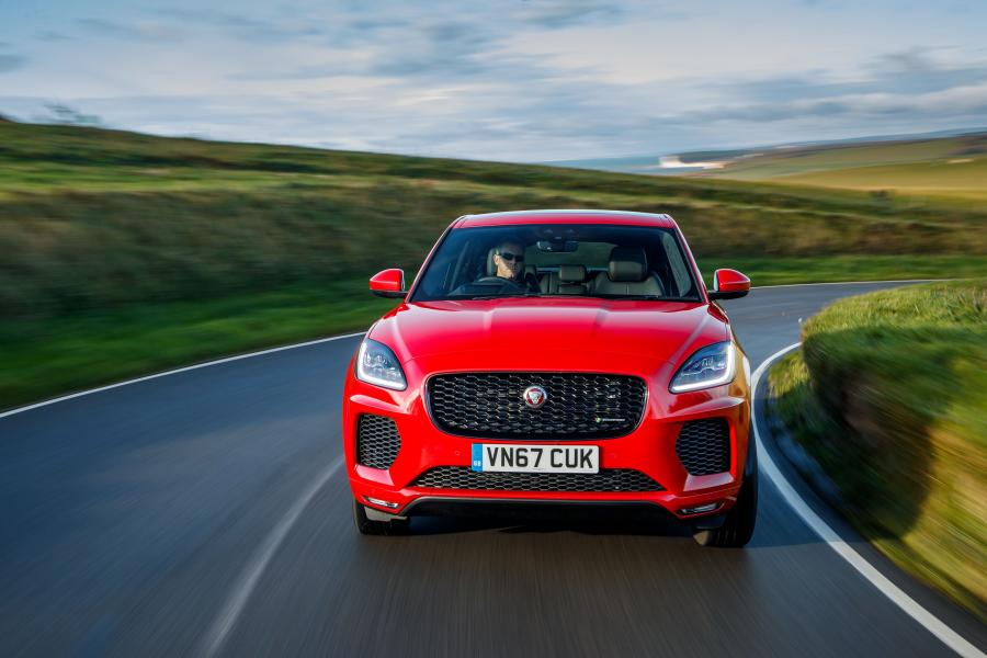  Jaguar E-Pace R-Dynamic First Edition 2017 года  (UK) (фото 10 из 19)
